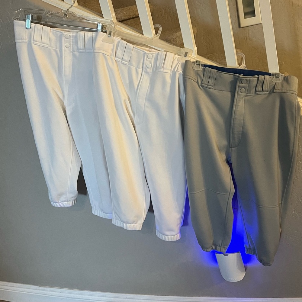 Men’s Mizuno medium short baseball pants